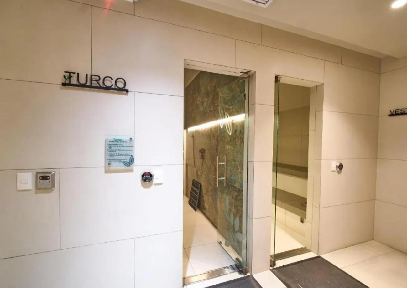 Apartamento Departamento 80 m2 amplia terraza privada - Cerca de Republica del Salvador Quito