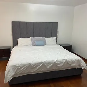 Apartamento Elegante Amoblada - Park La Carolina Cerca Dann Carlton, Quito